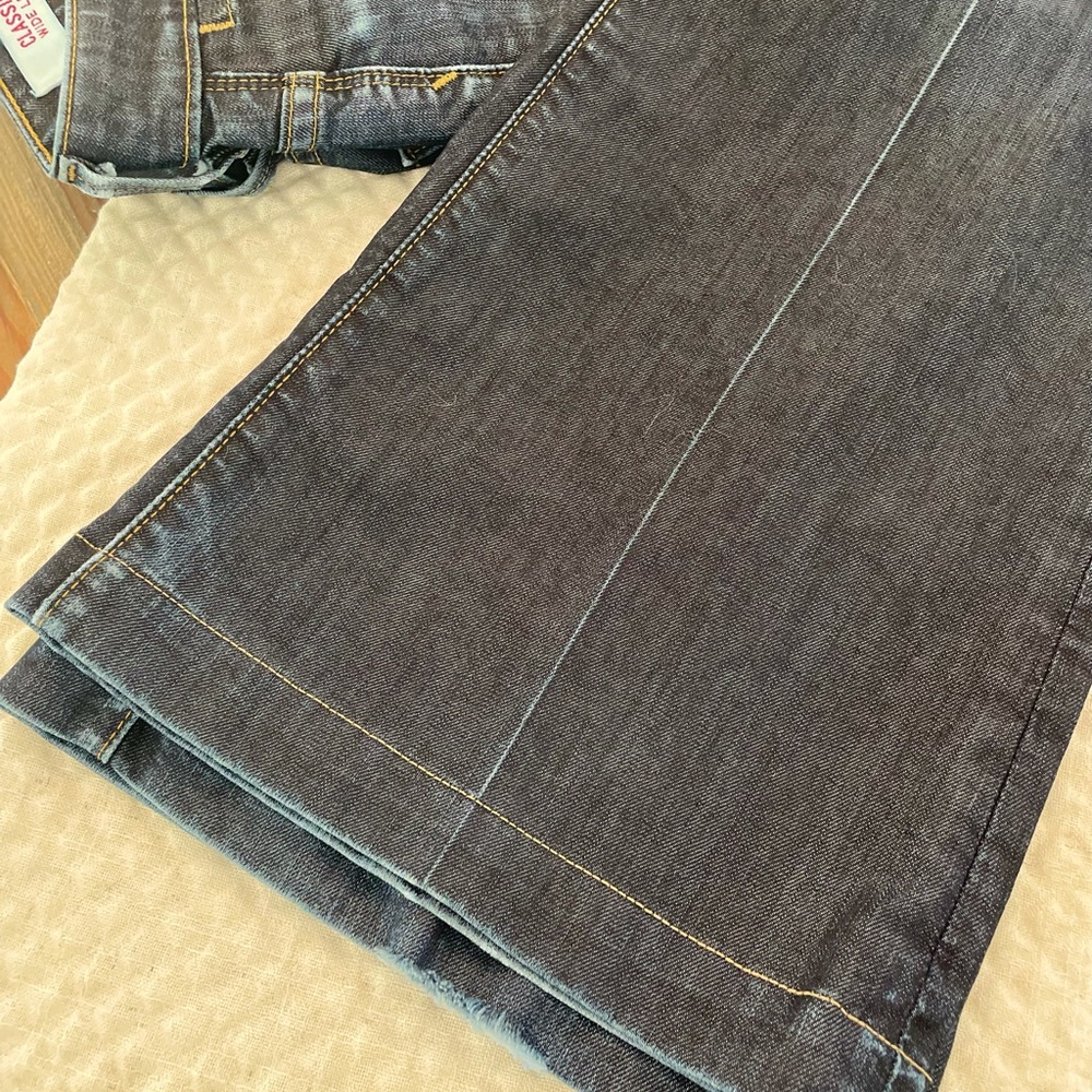 Size 4: Banana Republic Classic Wide Leg